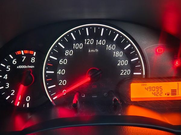 Nissan Micra Hatchback, Petrol, 2013, Brown