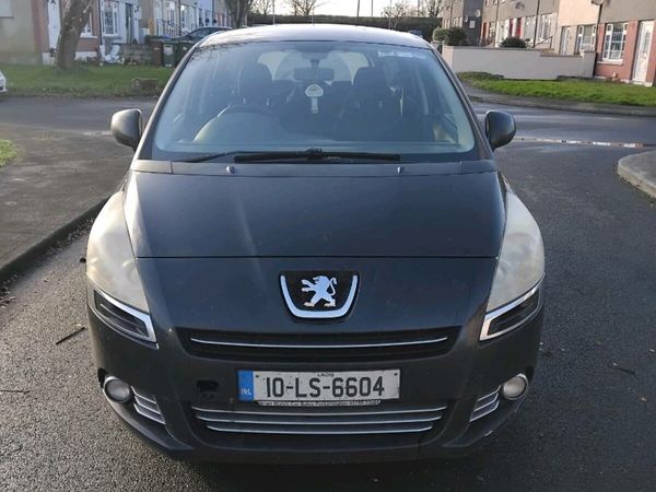 Peugeot 5008 MPV, Diesel, 2010, Black