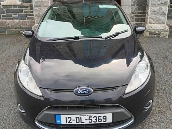 Ford Fiesta Hatchback, Diesel, 2012, Black