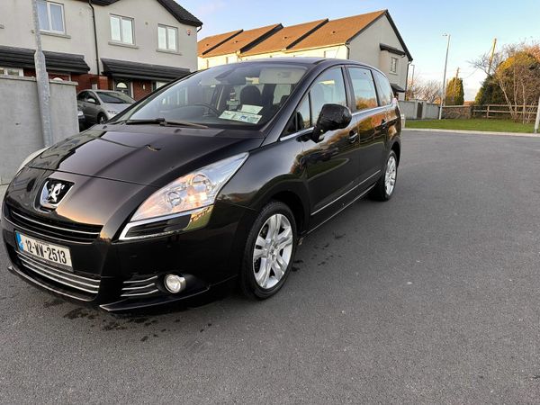 Peugeot 5008 MPV, Diesel, 2012, Black