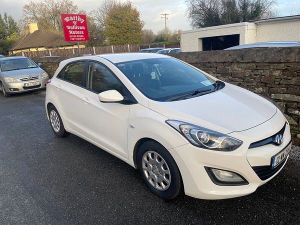 Hyundai i30 Hatchback, Diesel, 2012, White