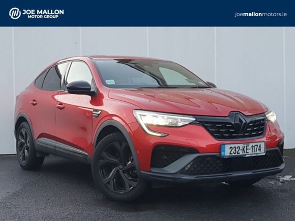 Renault Arkana Hatchback, Petrol, 2023, Red