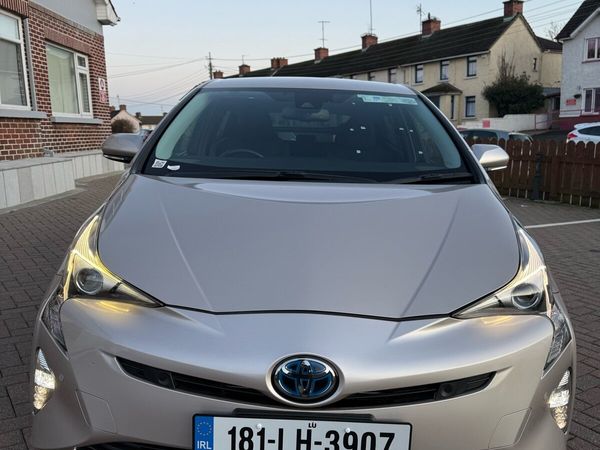 Toyota Prius Hatchback, Petrol Hybrid, 2018, Silver