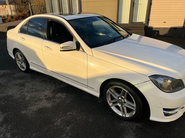 Mercedes-Benz C-Class Saloon, Diesel, 2012, White