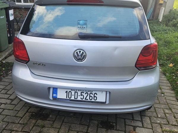 Volkswagen Polo Hatchback, Petrol, 2010, Silver
