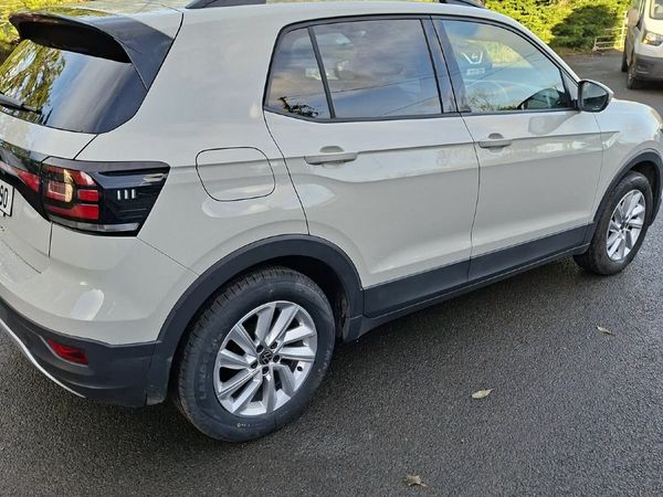 Volkswagen T-Cross Estate/Jeep, Petrol, 2023, Grey