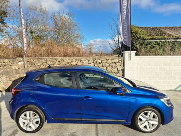 Renault Clio Hatchback, Petrol, 2022, Blue
