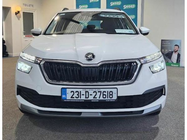 Skoda Kamiq Hatchback, Petrol, 2023, White