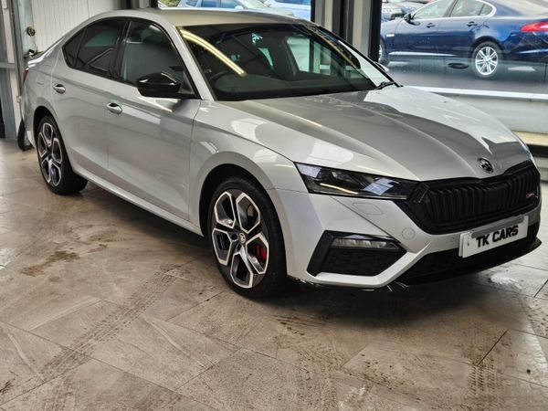 Skoda Octavia Hatchback, Petrol Hybrid, 2022, Silver