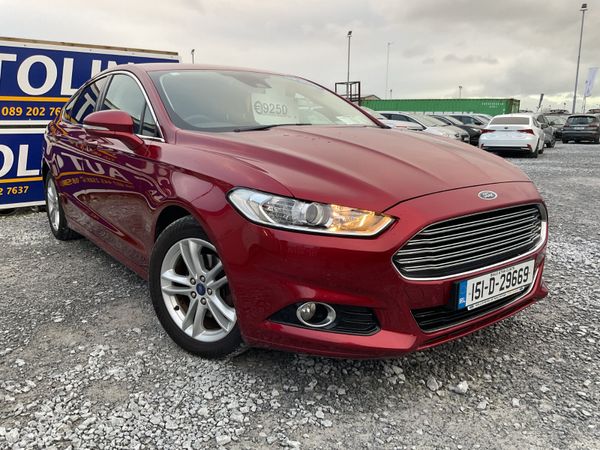 Ford Mondeo Hatchback, Diesel, 2015, Red