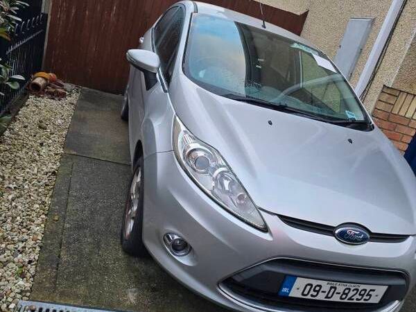 Ford Fiesta Hatchback, Diesel, 2009, Silver