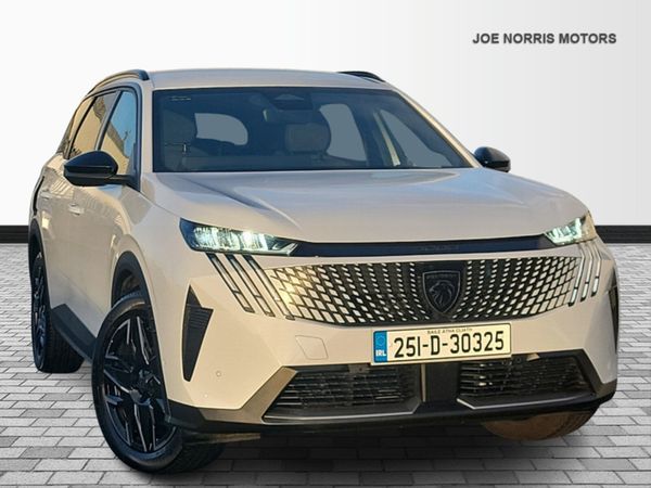 Peugeot 5008 MPV, Petrol, 2025, White