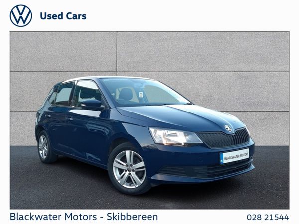 Skoda Fabia Hatchback, Petrol, 2017, Blue