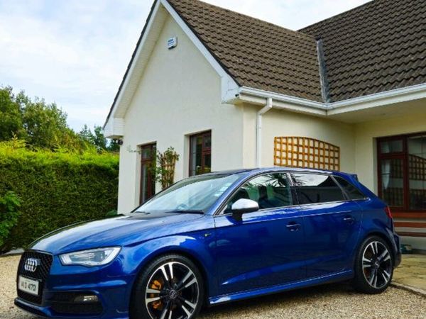 Audi A3 Hatchback, Diesel, 2014, Blue
