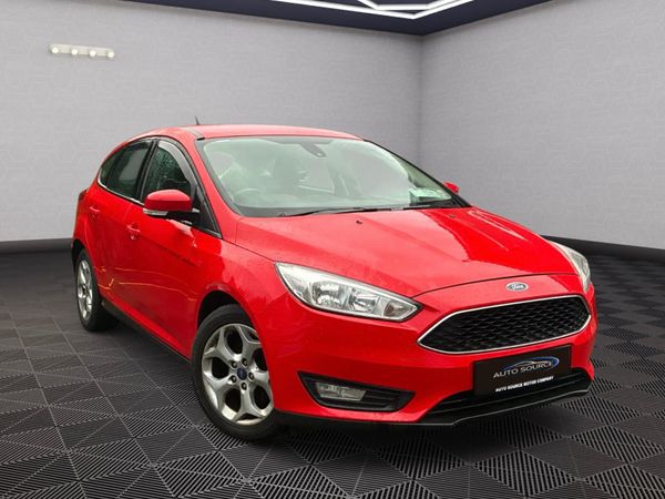 Ford Focus Hatchback, Diesel, 2016, Red