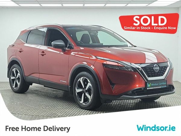 Nissan Qashqai MPV, Petrol Hybrid, 2023, Red