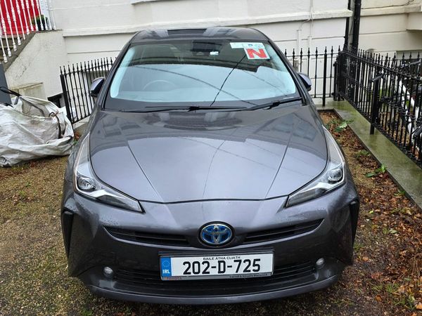 Toyota Prius Saloon, Petrol Hybrid, 2020, Grey