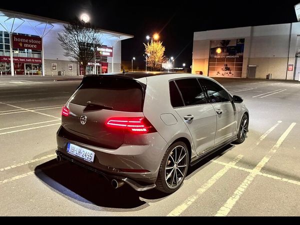 Volkswagen Golf Hatchback, Petrol, 2019, Grey