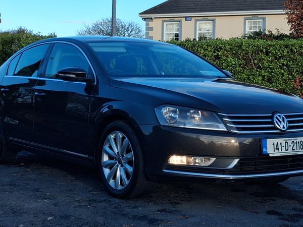 Volkswagen Passat Saloon, Diesel, 2014, Brown