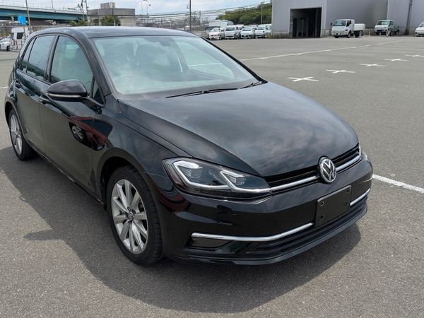 Volkswagen Golf Hatchback, Petrol, 2018, Black