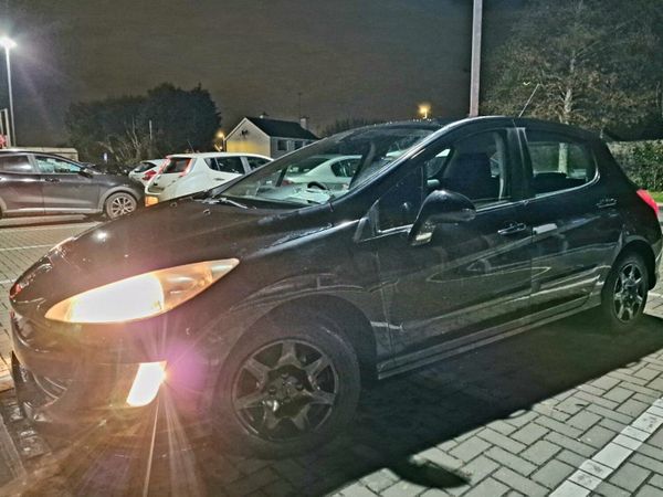 Peugeot 308 Hatchback, Diesel, 2010, Black