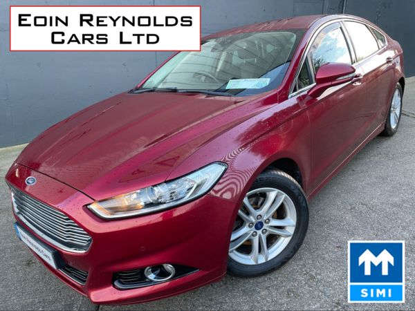 Ford Mondeo Hatchback, Diesel, 2015, Red