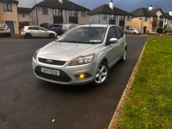 Ford Focus Hatchback, Petrol, 2008, Silver