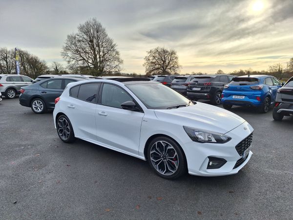 Ford Focus Hatchback, Diesel, 2019, White