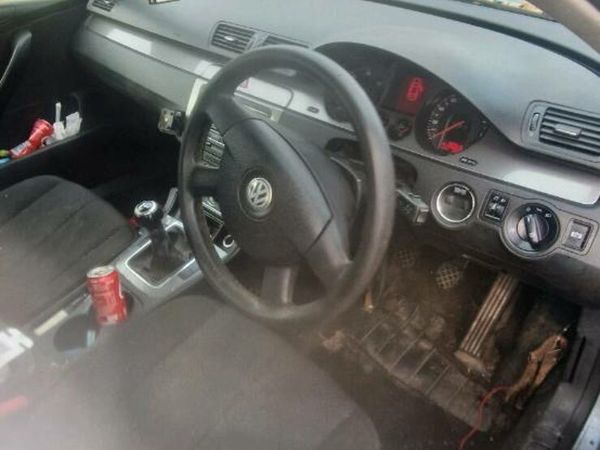 Volkswagen Passat Saloon, Diesel, 2008, Blue