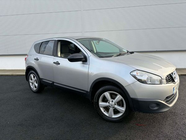 Nissan Qashqai Hatchback, Diesel, 2011, Silver
