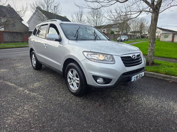 Hyundai Santa Fe SUV, Diesel, 2012, Silver