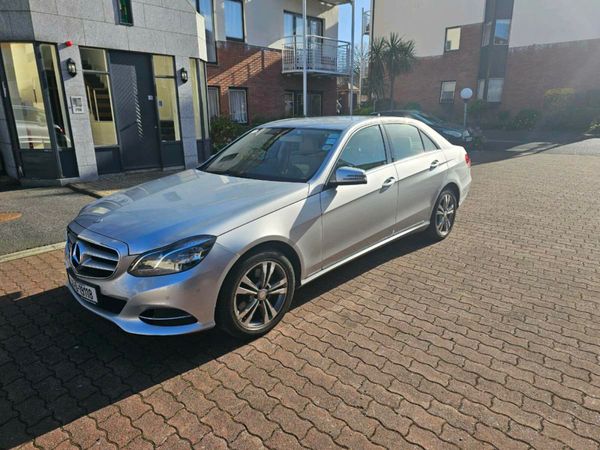 Mercedes-Benz E-Class Saloon, Diesel Hybrid, 2014, Silver