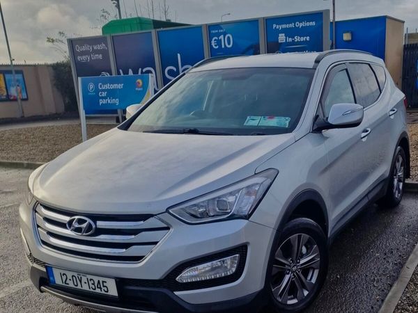 Hyundai Santa Fe SUV, Diesel, 2012, Silver