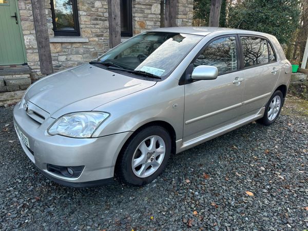 Toyota Corolla Hatchback, Petrol, 2006, Silver