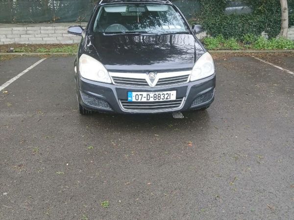 Vauxhall Astra Hatchback, Petrol, 2007, Black