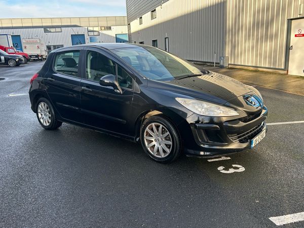 Peugeot 308 Hatchback, Petrol, 2008, Black