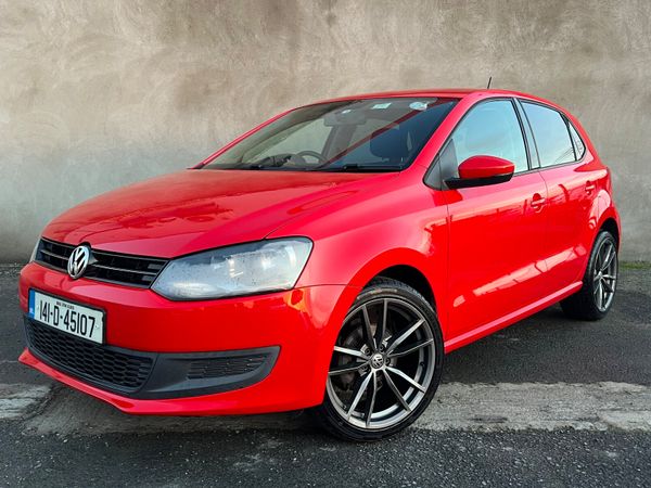 Volkswagen Polo Hatchback, Petrol, 2014, Red
