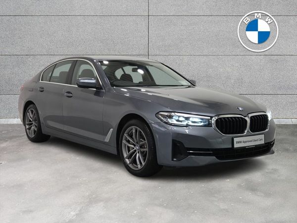 BMW 5-Series Saloon, Petrol Plug-in Hybrid, 2021, Blue