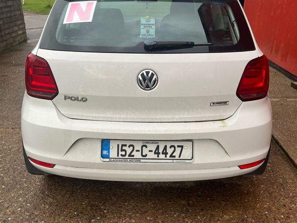 Volkswagen Polo Hatchback, Petrol, 2015, White