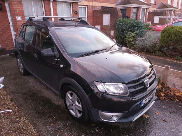 Dacia Sandero Stepway Hatchback, Diesel, 2013, Black