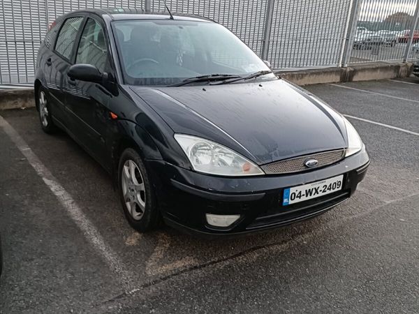 Ford Focus Hatchback, Petrol, 2004, Black