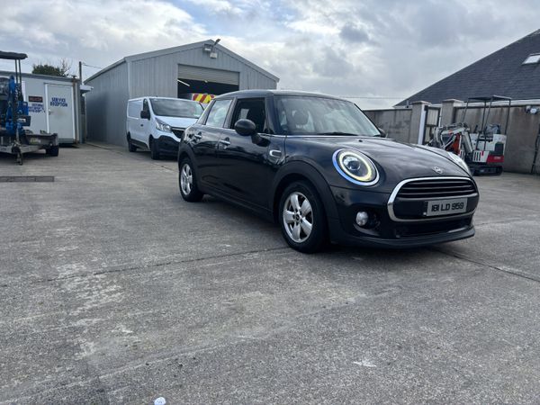 Mini Cooper Hatchback, Diesel, 2018, Black