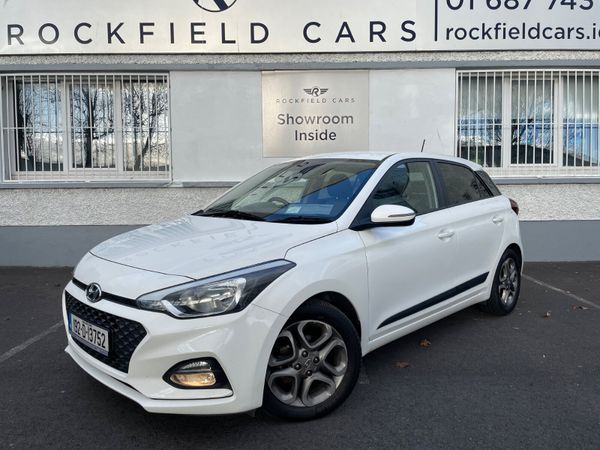 Hyundai i20 Hatchback, Petrol, 2019, White