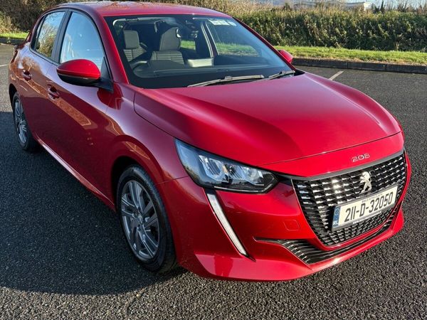 Peugeot 208 Hatchback, Petrol, 2021, Red