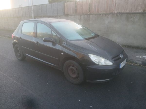 Peugeot 307 Hatchback, Petrol, 2005, Black
