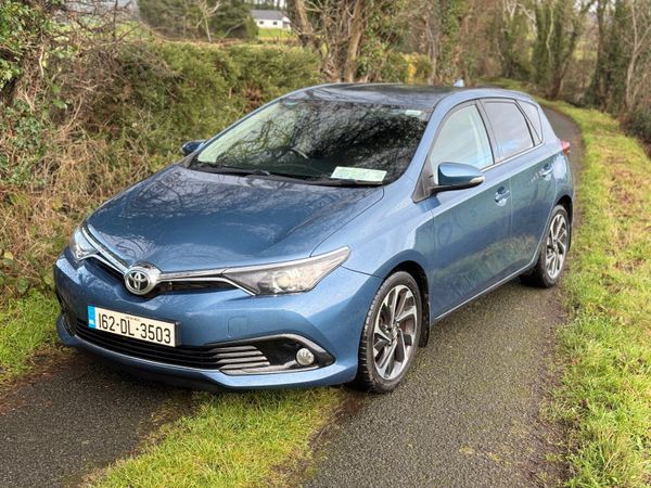 Toyota Auris Hatchback, Diesel, 2016, Blue