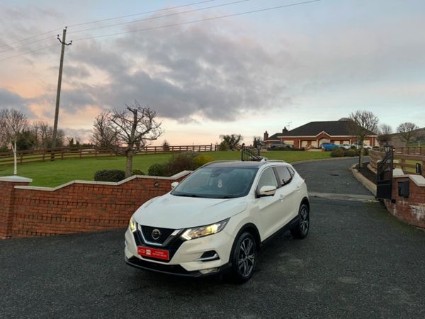 Nissan Qashqai SUV, Petrol, 2021, White