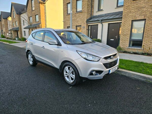 Hyundai ix35 SUV, Diesel, 2012, Silver