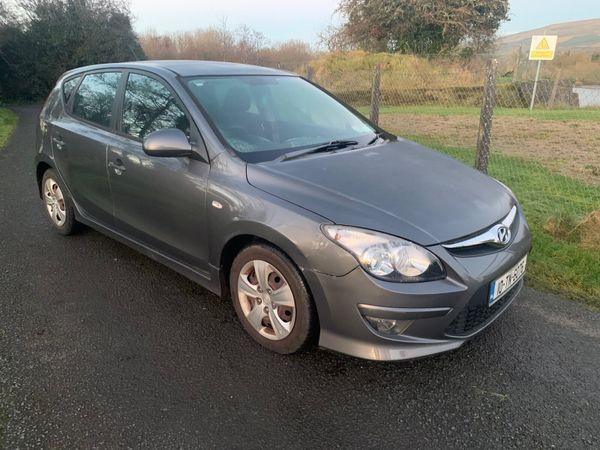 Hyundai i30 Hatchback, Diesel, 2010, Grey