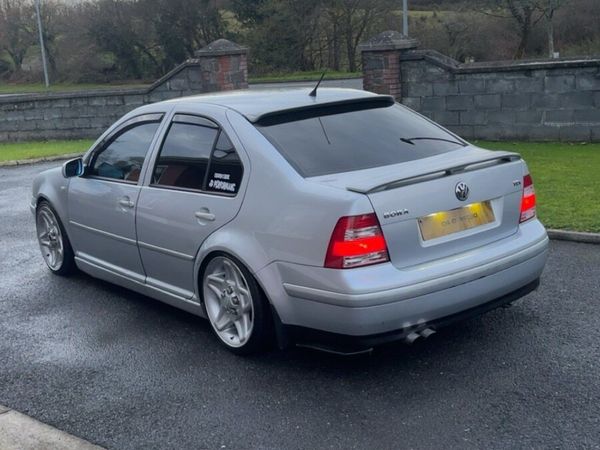 Volkswagen Bora Saloon, Diesel, 2004, Silver